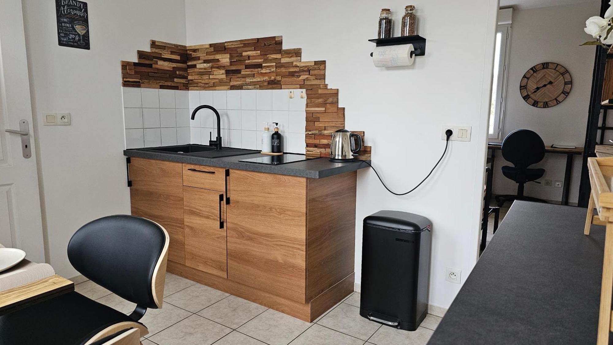 Bed To Rent - Maison Calme Avec Jacuzzi Sous Supplement Bordeaux Exterior photo